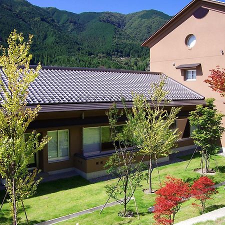Gero Onsen Yukyunohana Exterior photo