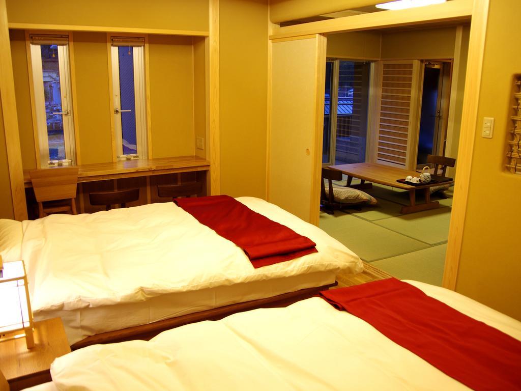 Gero Onsen Yukyunohana Room photo