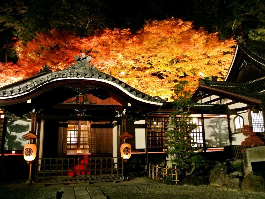 Gero Onsen Yukyunohana Exterior photo