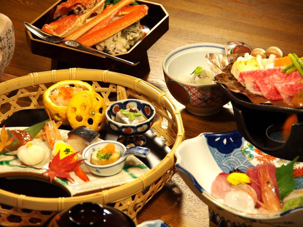 Gero Onsen Yukyunohana Exterior photo