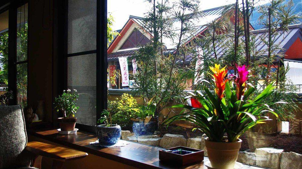 Gero Onsen Yukyunohana Exterior photo