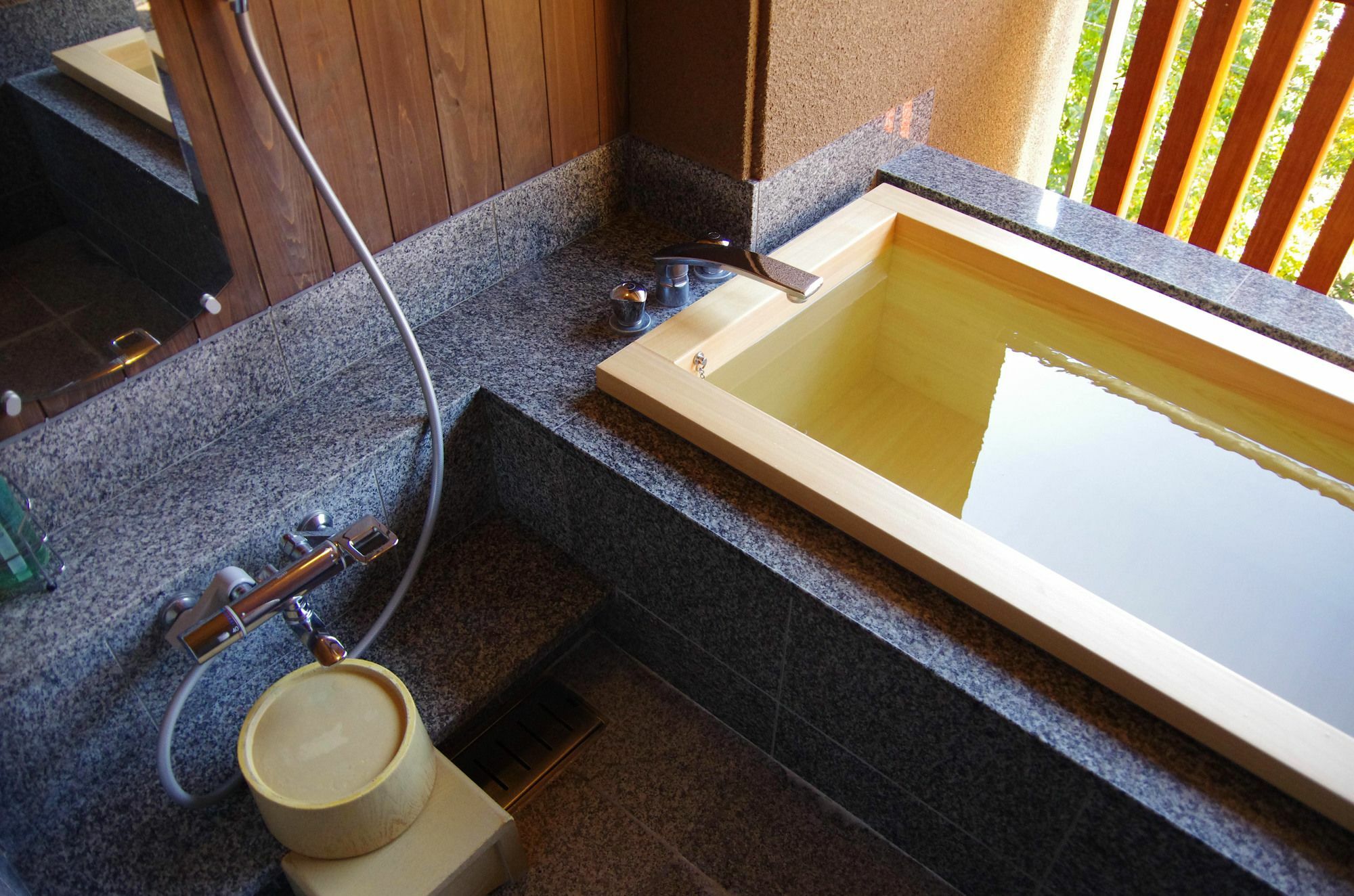 Gero Onsen Yukyunohana Exterior photo